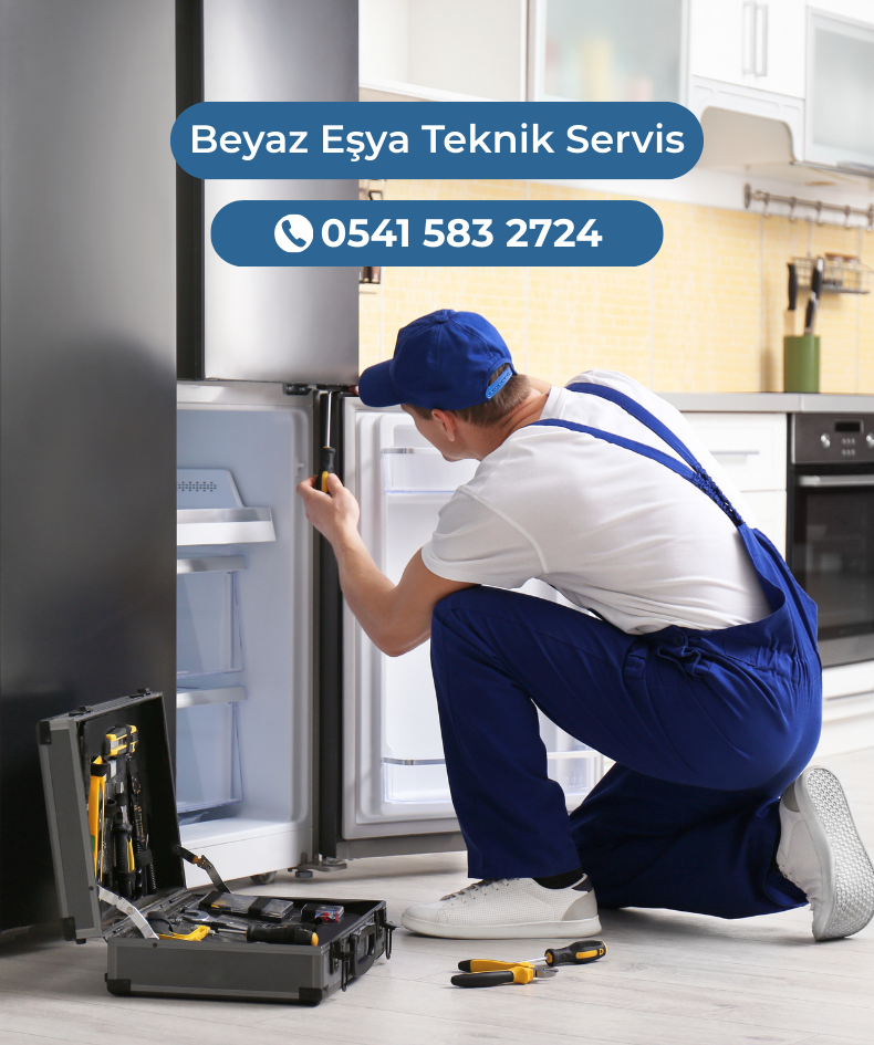 Beyaz Eşya Teknik Servis - usta servis teknisyeni çalışıyor